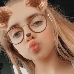 Meet your Posher, Ashlee